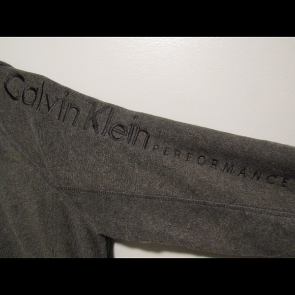 Calvin Klein Women’s Fleece - Picture 2 of 6